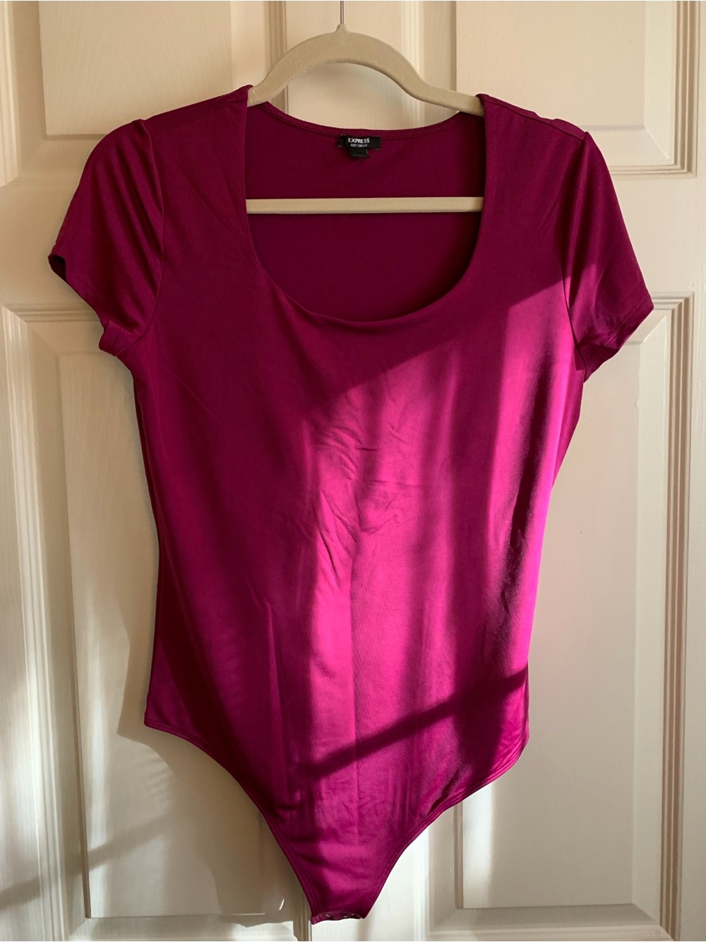 Express Scoop Neck Short Sleeve Bodysuit - Fuchsia